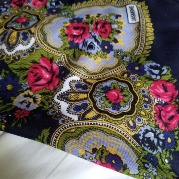 Scarf Wrap Traditional Ukrainian Polish Russian - Picture 5 of 7